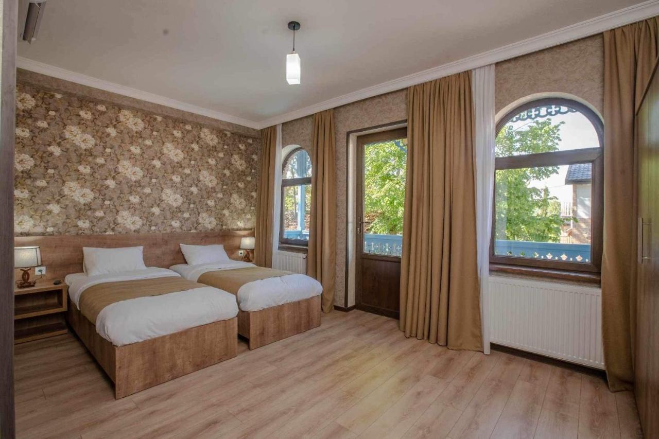 Chateau Orberi Ikalto Ngoại thất bức ảnh