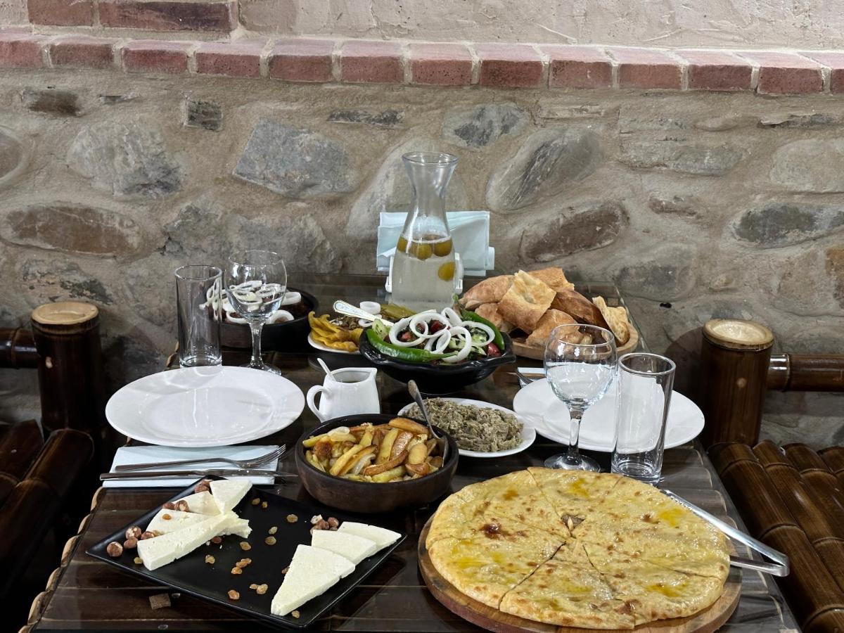 Chateau Orberi Ikalto Ngoại thất bức ảnh